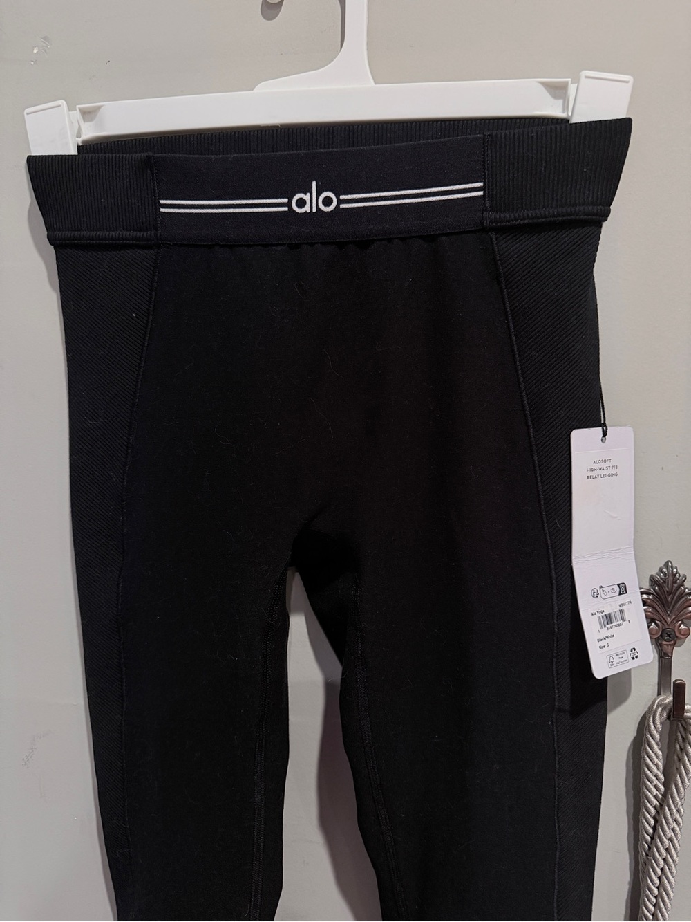 ALO Yoga Alosoft Relay 7/8 Leggings Size Small